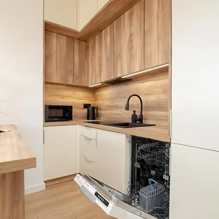 Apartment Przytulne Z Widokiem Na Miasto By Renters
